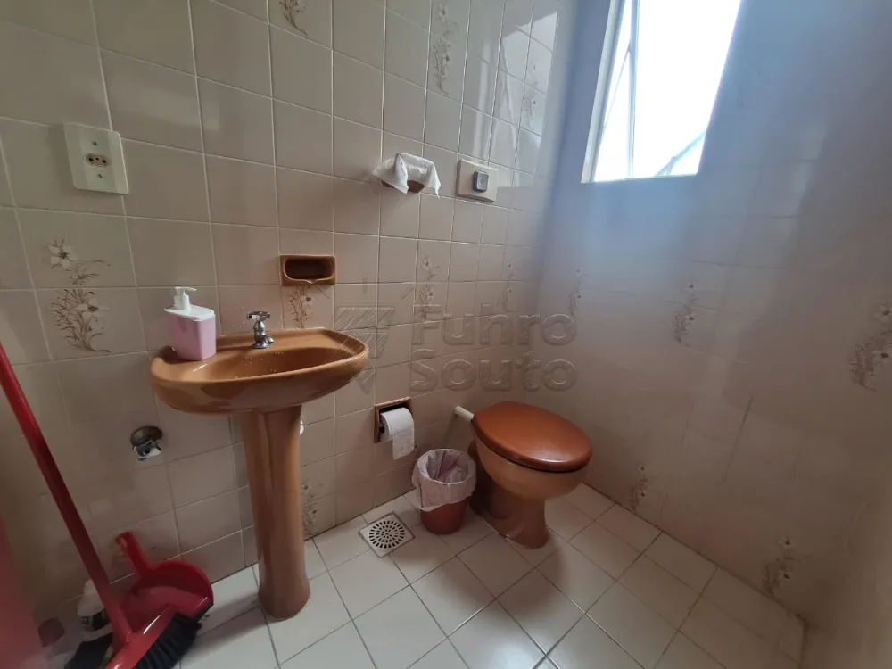 Comprar Comercial / Sala em Condom&iacute;nio em Pelotas R$ 90.000,00 - Foto 4