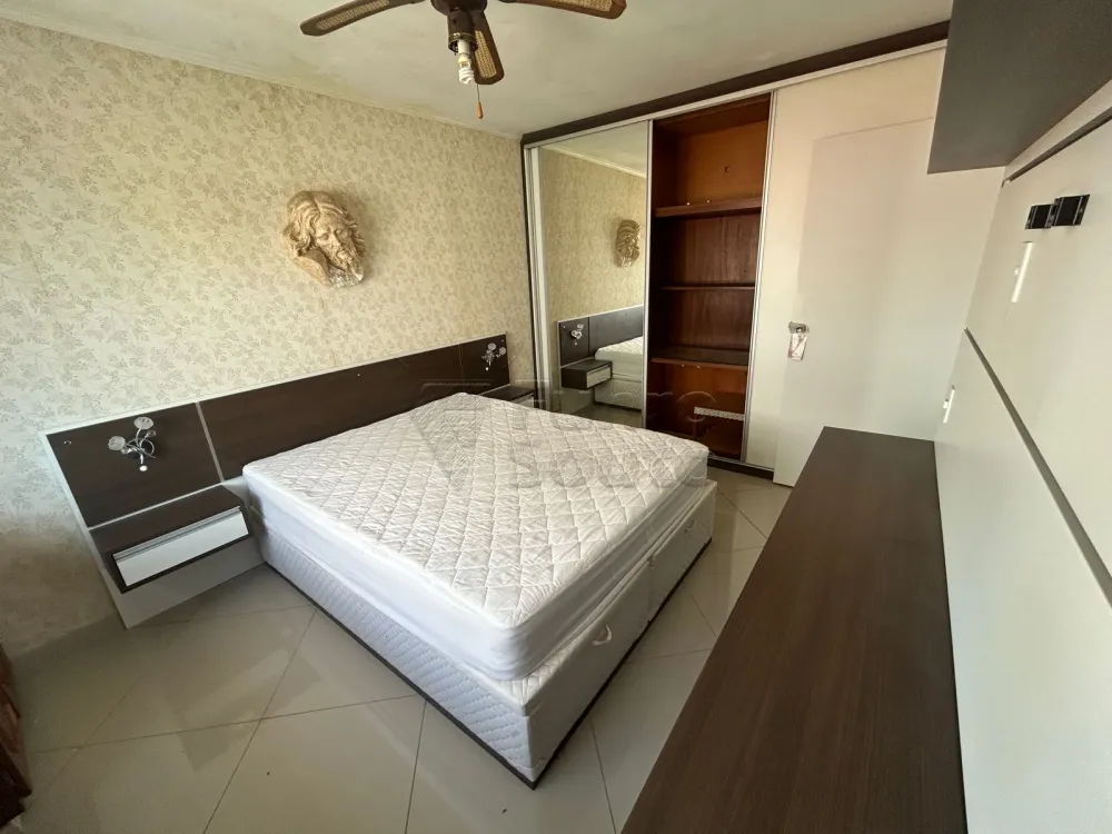 Comprar Apartamento / Padr&atilde;o em Pelotas R$ 320.000,00 - Foto 8