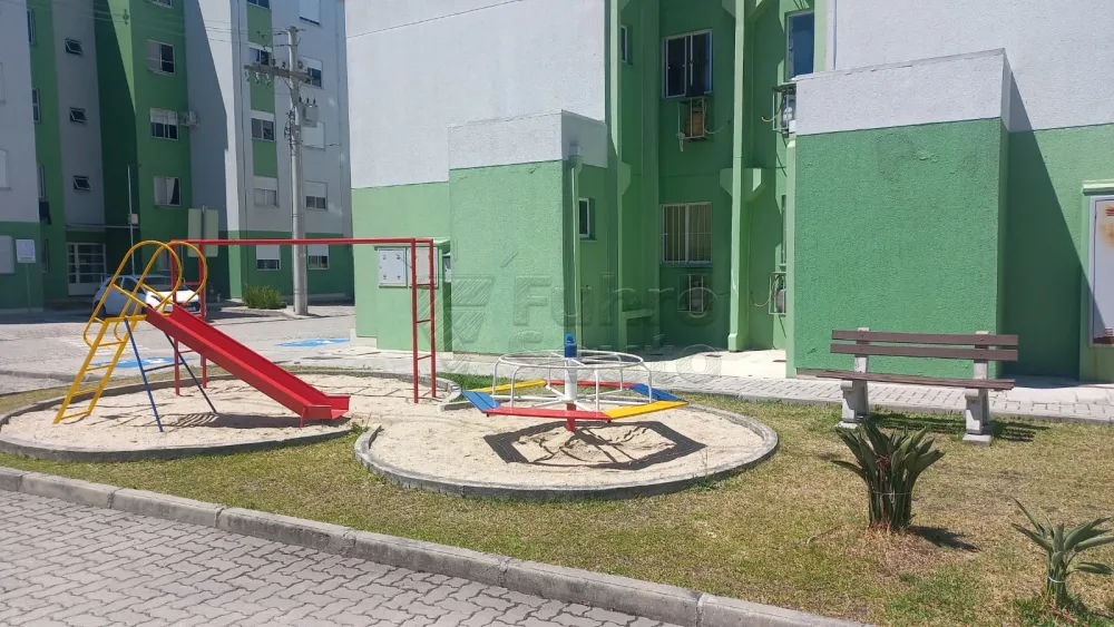 Comprar Apartamento / Padr&atilde;o em Pelotas R$ 210.000,00 - Foto 5