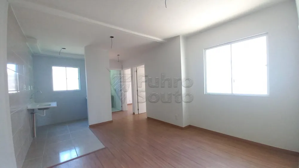 Comprar Apartamento / Padr&atilde;o em Pelotas R$ 210.000,00 - Foto 2
