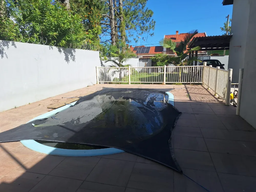 Comprar Casa / Padr&atilde;o em Pelotas R$ 550.000,00 - Foto 12