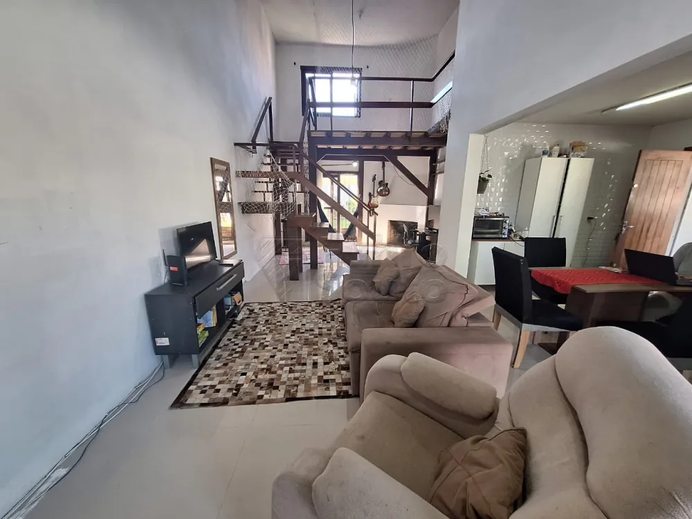 Comprar Casa / Padr&atilde;o em Pelotas R$ 550.000,00 - Foto 1