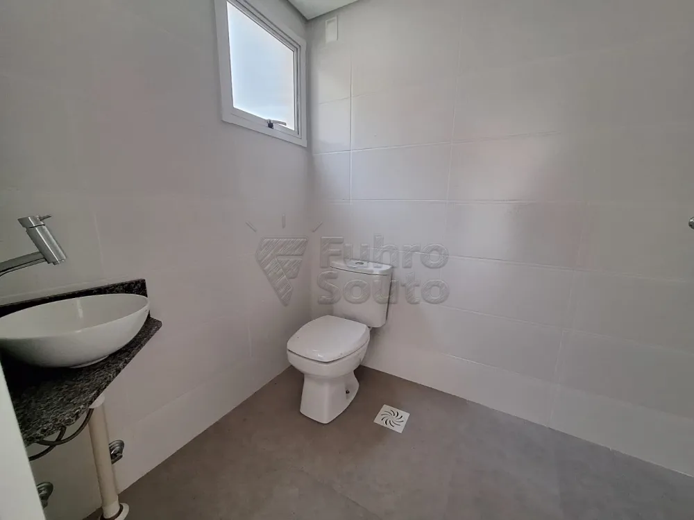 Comprar Apartamento / Padr&atilde;o em Pelotas R$ 250.000,00 - Foto 7