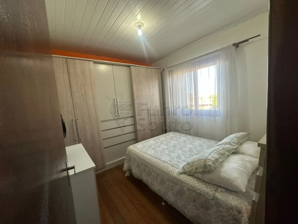 Comprar Casa / Padr&atilde;o em Pelotas R$ 636.000,00 - Foto 4