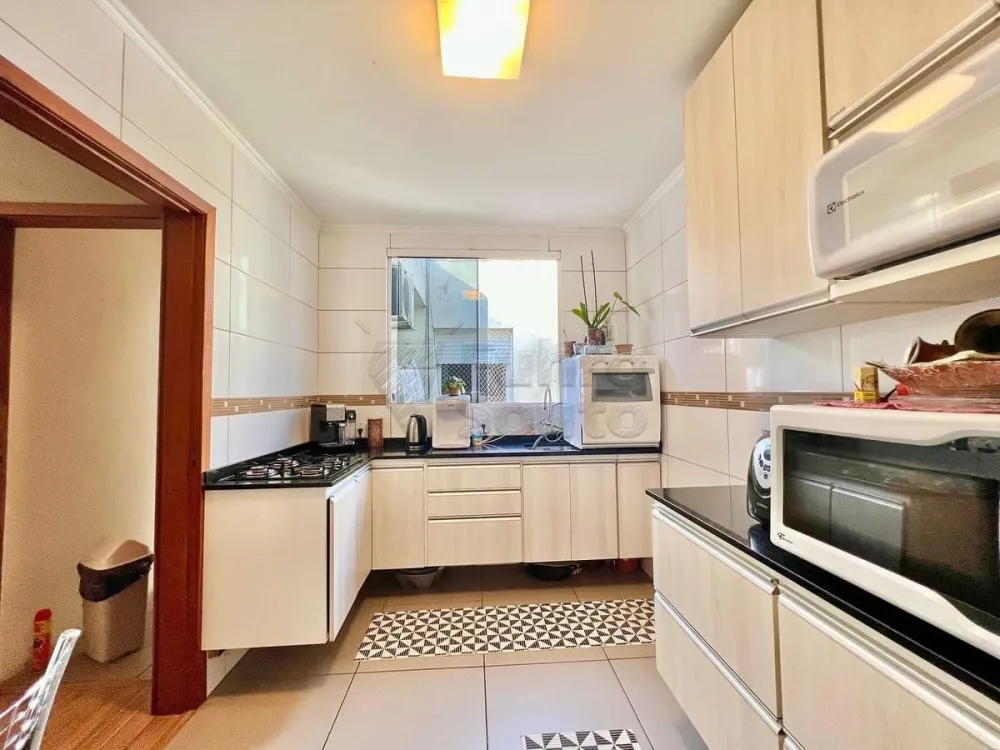 Comprar Apartamento / Padr&atilde;o em Pelotas R$ 345.000,00 - Foto 3