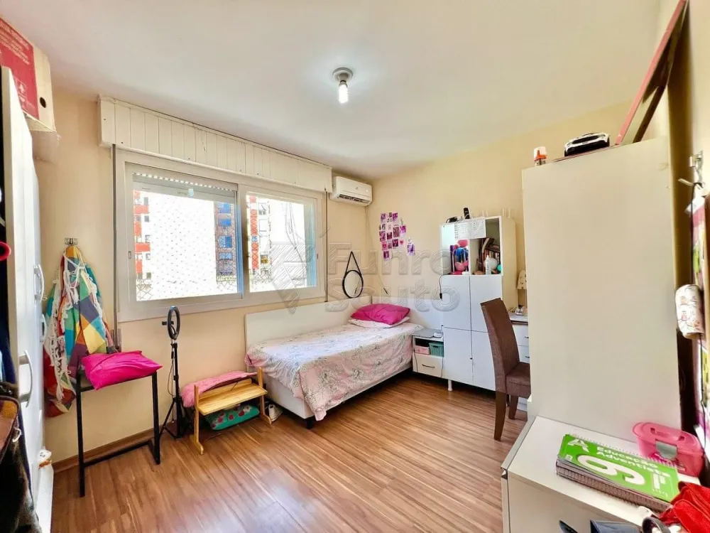 Comprar Apartamento / Padr&atilde;o em Pelotas R$ 345.000,00 - Foto 6