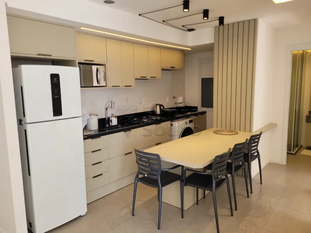 Comprar Apartamento / Padr&atilde;o em Pelotas R$ 362.000,00 - Foto 2