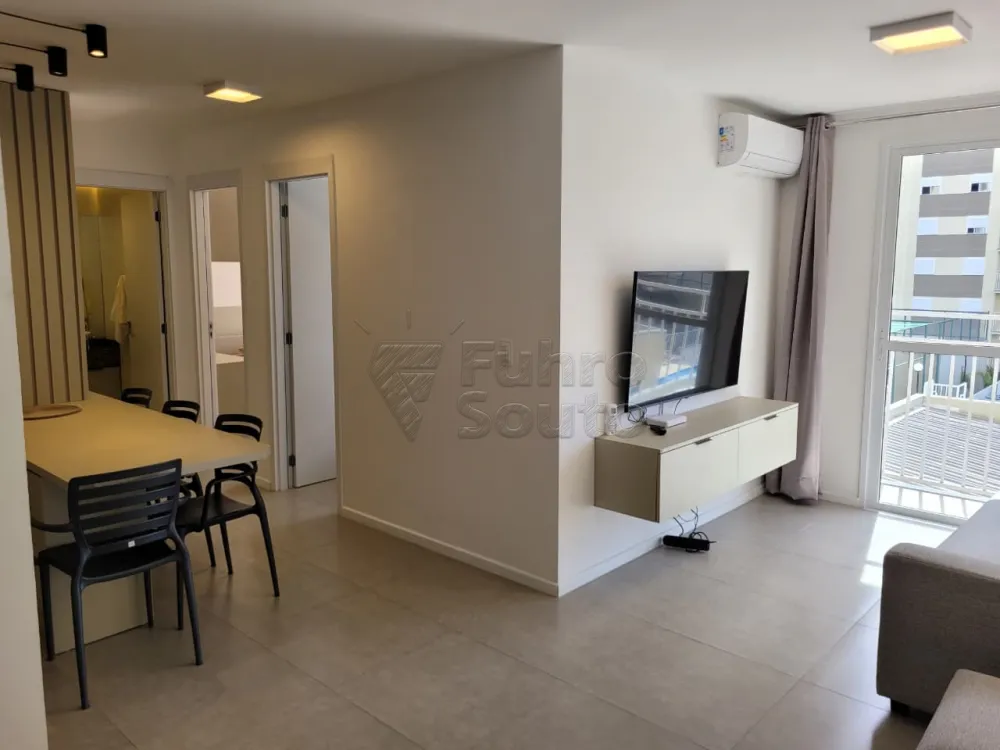 Comprar Apartamento / Padr&atilde;o em Pelotas R$ 362.000,00 - Foto 1
