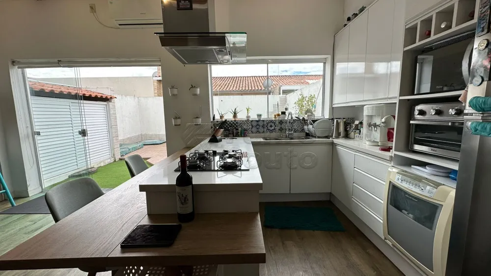 Comprar Casa / Condom&iacute;nio em Pelotas R$ 425.000,00 - Foto 5