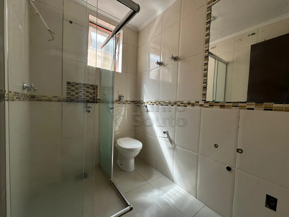 Comprar Apartamento / Padr&atilde;o em Pelotas R$ 245.000,00 - Foto 7