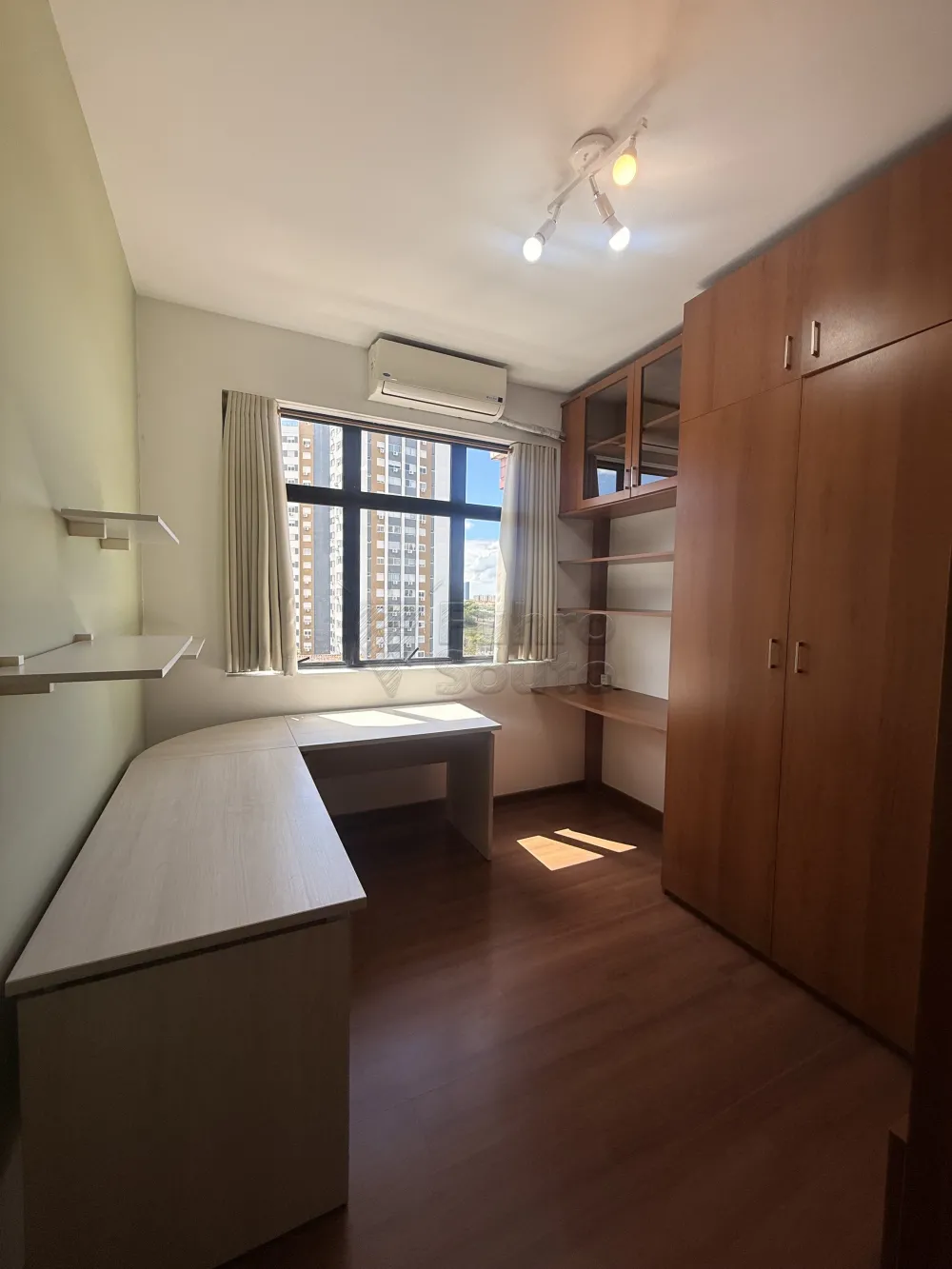 Comprar Apartamento / Cobertura em Pelotas R$ 1.290.000,00 - Foto 9