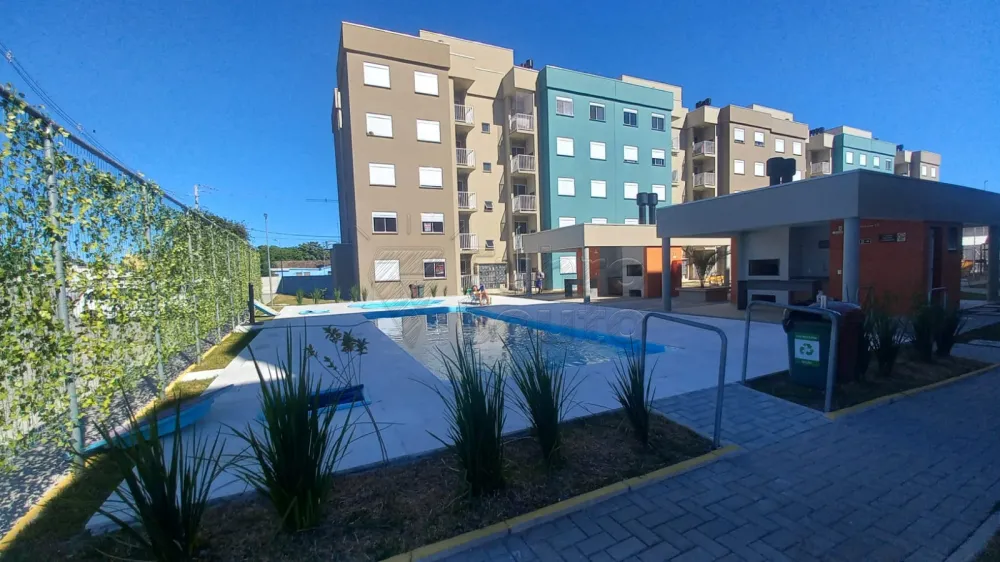 Comprar Apartamento / Padr&atilde;o em Pelotas R$ 240.000,00 - Foto 8