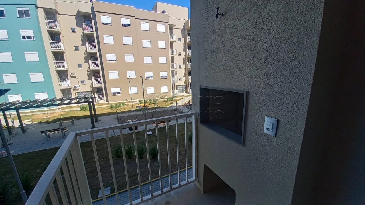 Comprar Apartamento / Padr&atilde;o em Pelotas R$ 228.000,00 - Foto 6