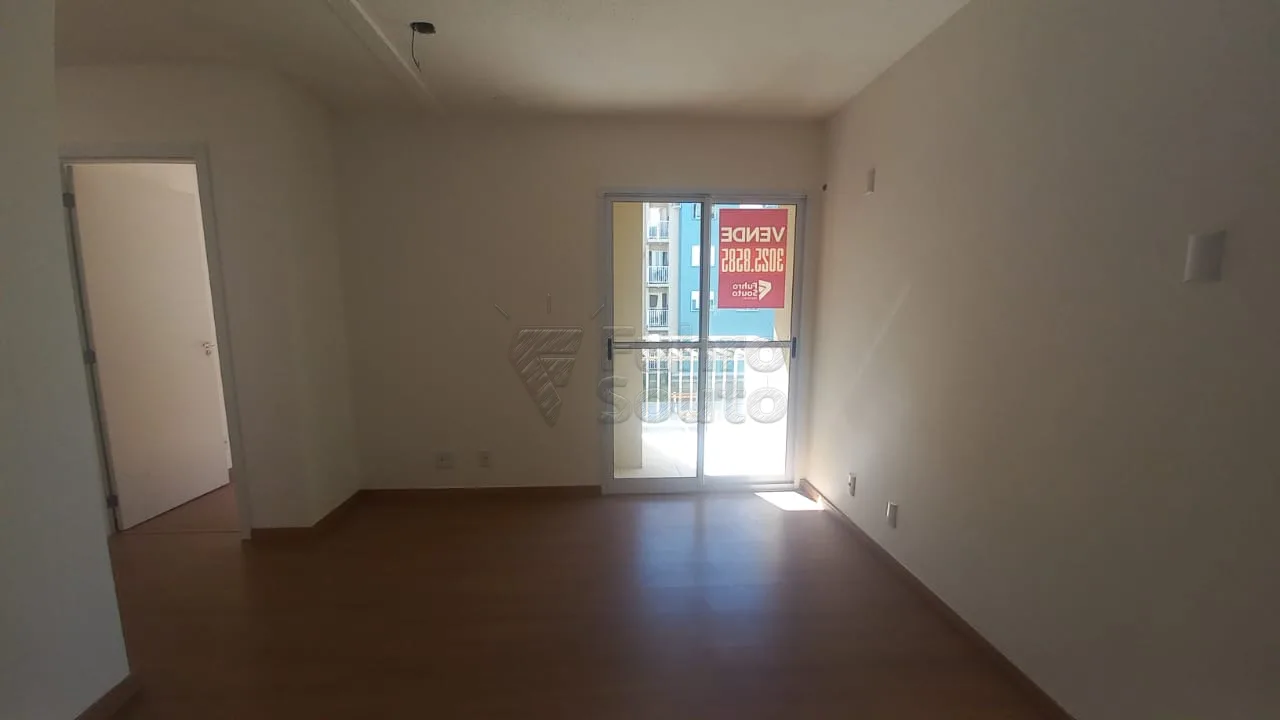 Comprar Apartamento / Padr&atilde;o em Pelotas R$ 236.000,00 - Foto 1