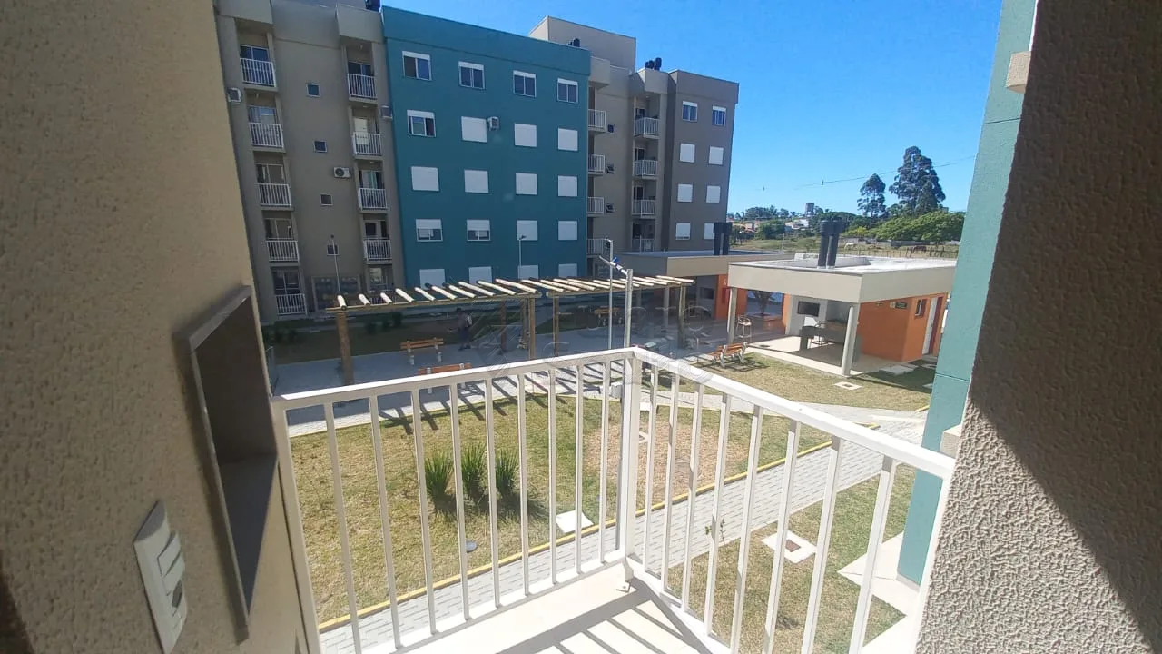 Comprar Apartamento / Padr&atilde;o em Pelotas R$ 236.000,00 - Foto 10