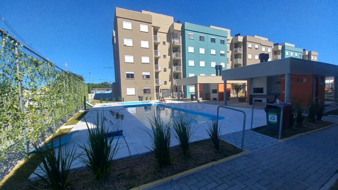 Comprar Apartamento / Padr&atilde;o em Pelotas R$ 236.000,00 - Foto 15
