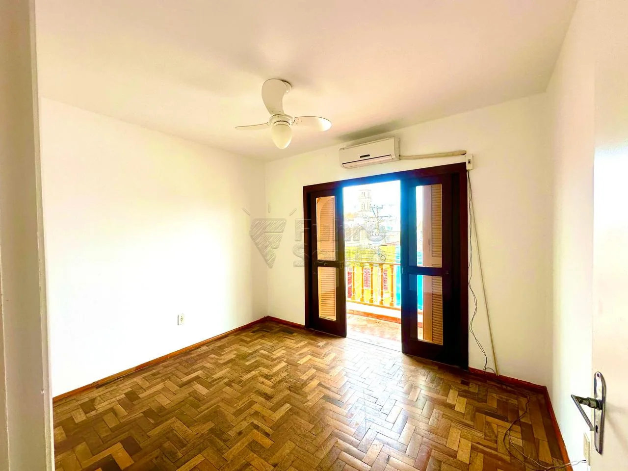 Comprar Apartamento / Padr&atilde;o em Pelotas R$ 385.000,00 - Foto 4