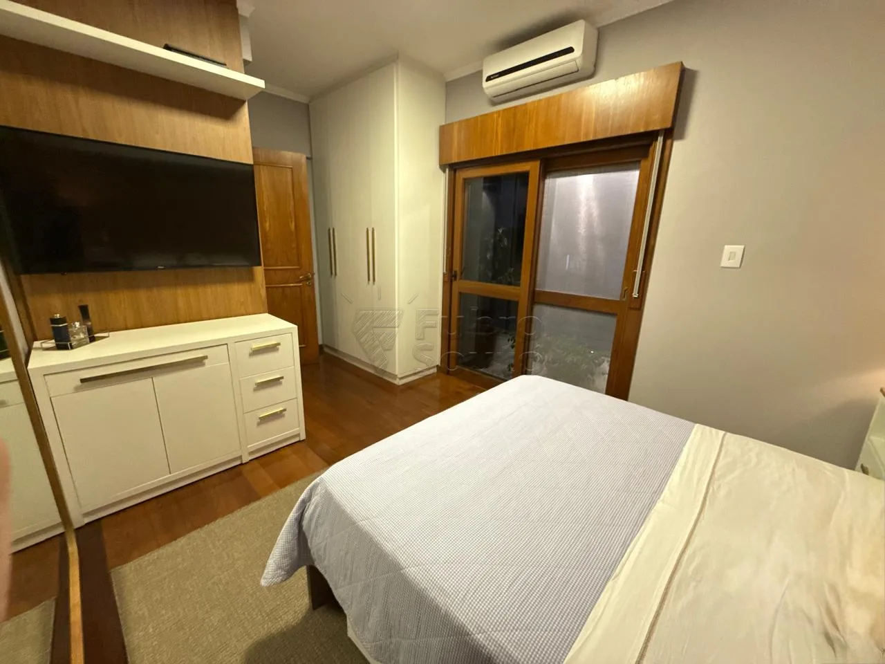 Alugar Apartamento / Padr&atilde;o em Pelotas R$ 1.750,00 - Foto 7