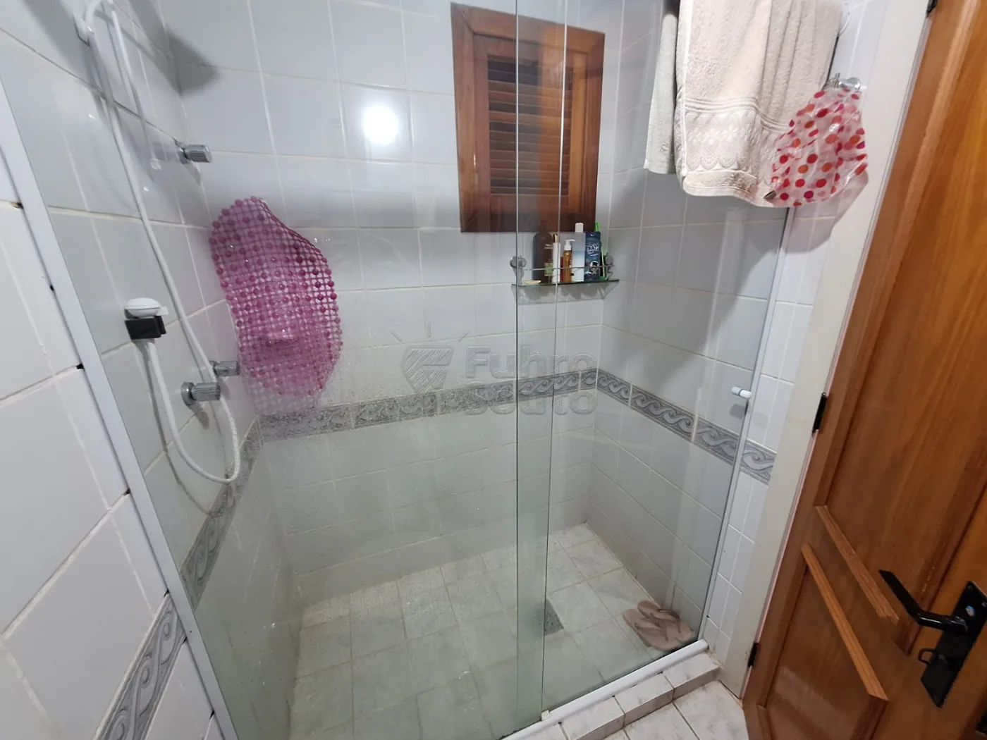 Alugar Apartamento / Padr&atilde;o em Pelotas R$ 1.800,00 - Foto 13