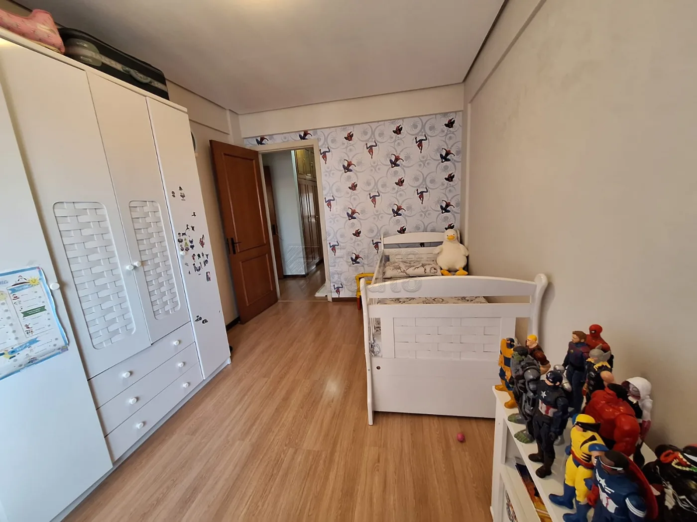 Alugar Apartamento / Padr&atilde;o em Pelotas R$ 1.800,00 - Foto 10