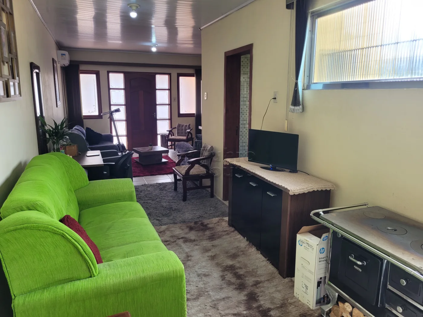 Alugar Casa / Padr&atilde;o em Pelotas R$ 1.100,00 - Foto 2