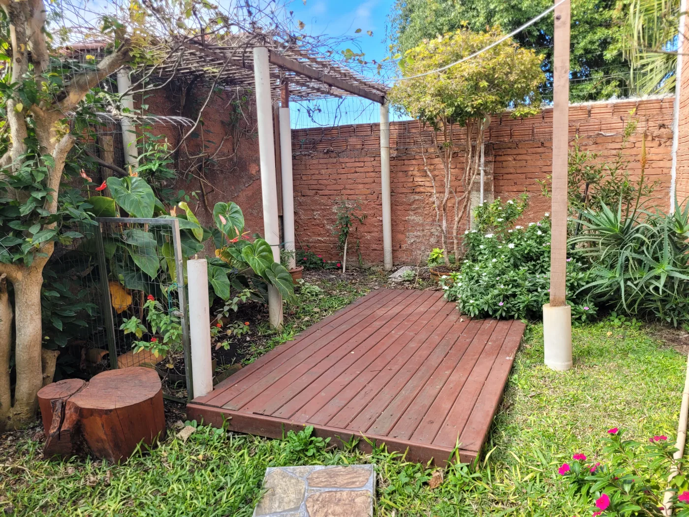 Alugar Casa / Padr&atilde;o em Pelotas R$ 1.100,00 - Foto 15