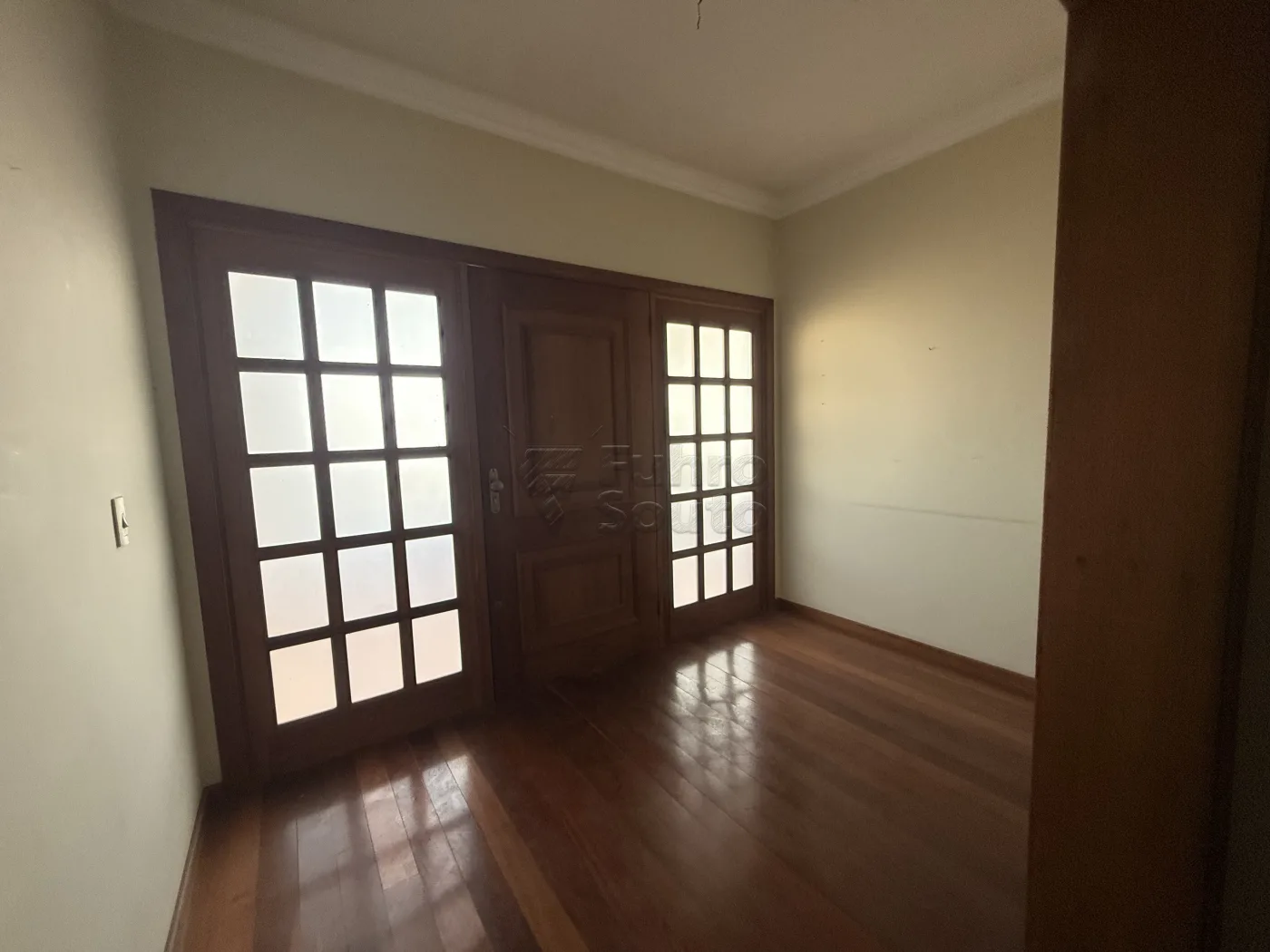 Alugar Apartamento / Cobertura em Pelotas R$ 2.000,00 - Foto 4