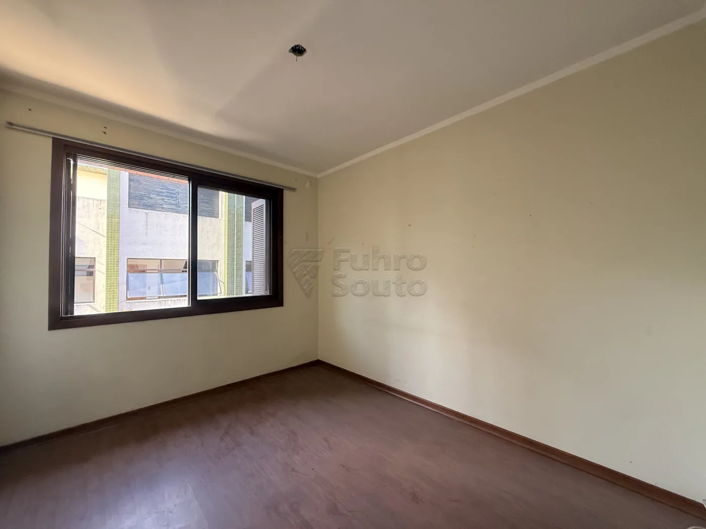 Alugar Apartamento / Cobertura em Pelotas R$ 2.000,00 - Foto 9