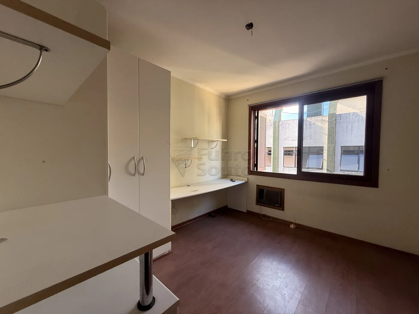Alugar Apartamento / Cobertura em Pelotas R$ 2.000,00 - Foto 8