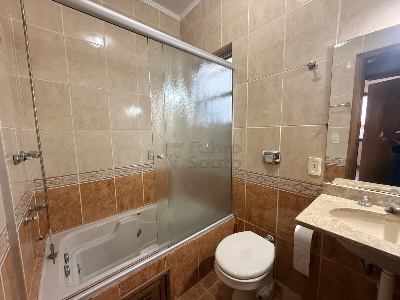 Alugar Apartamento / Cobertura em Pelotas R$ 2.000,00 - Foto 12