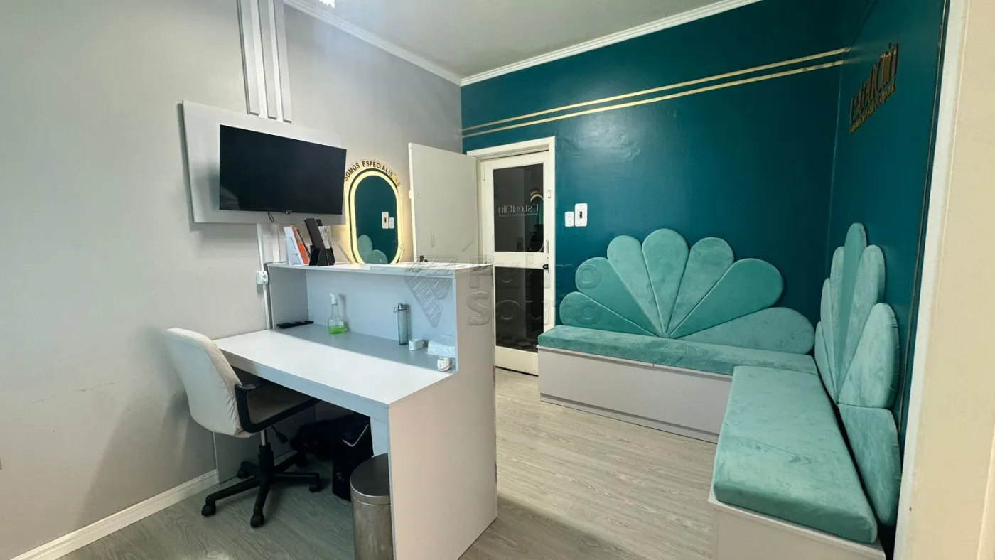 Comprar Comercial / Sala em Condom&iacute;nio em Pelotas R$ 220.000,00 - Foto 3