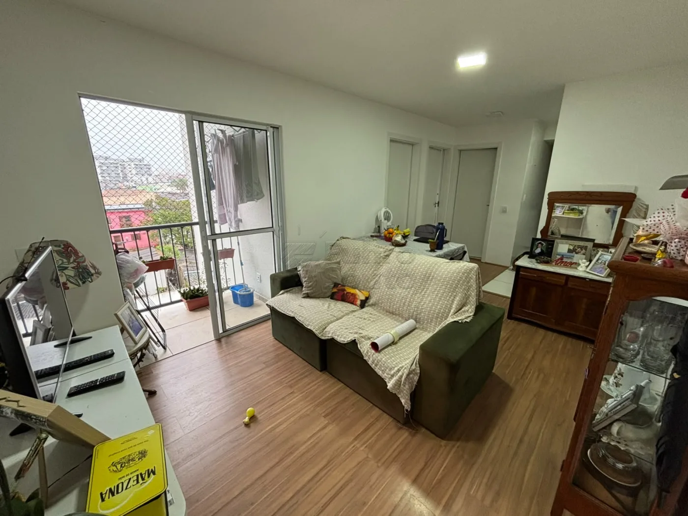 Alugar Apartamento / Padr&atilde;o em Pelotas R$ 1.400,00 - Foto 1