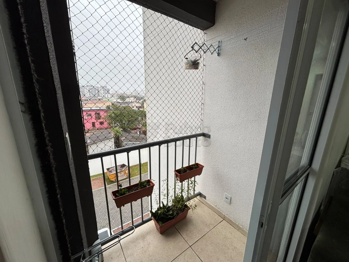 Alugar Apartamento / Padr&atilde;o em Pelotas R$ 1.400,00 - Foto 10