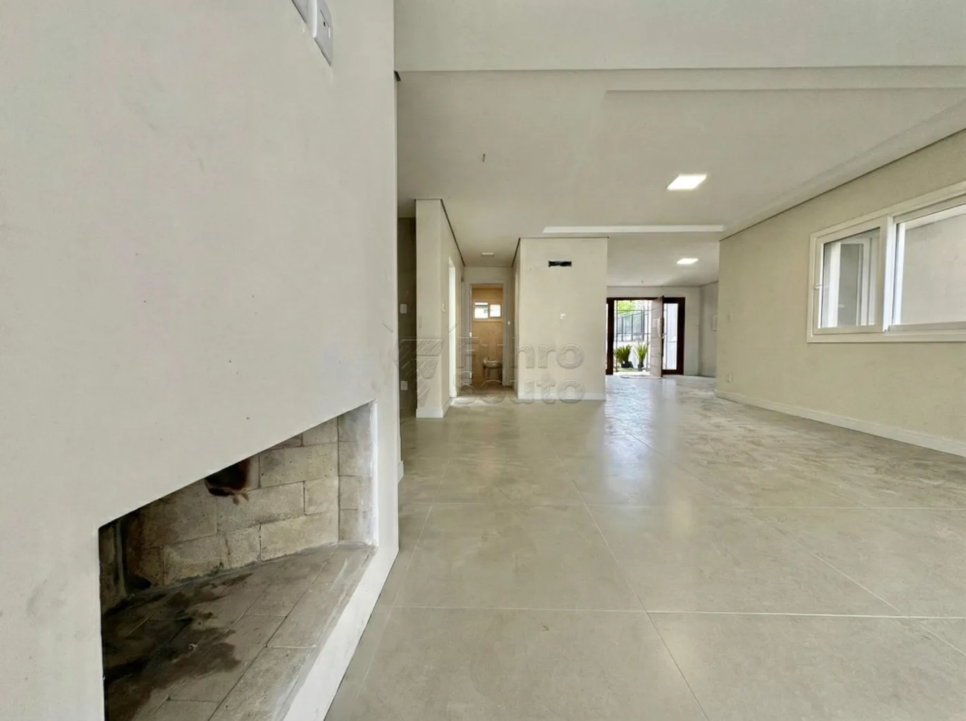 Comprar Casa / Padr&atilde;o em Pelotas R$ 1.590.000,00 - Foto 3