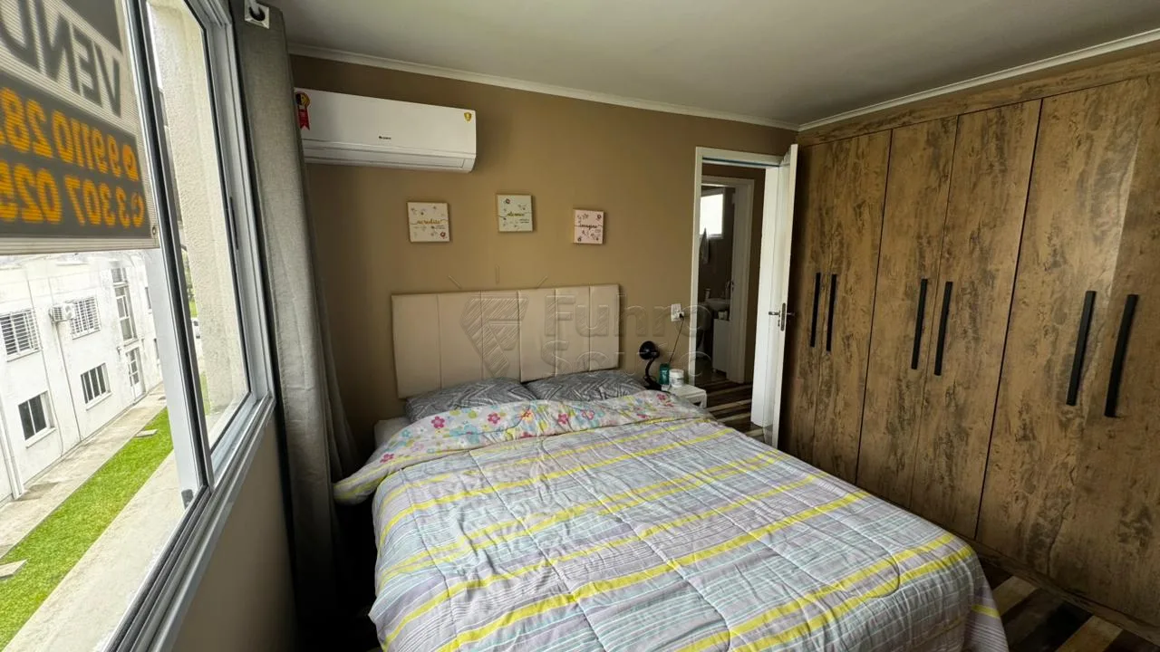Alugar Apartamento / Padr&atilde;o em Pelotas R$ 1.200,00 - Foto 4