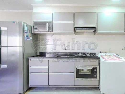 Comprar Apartamento / Padr&atilde;o em Pelotas R$ 150.000,00 - Foto 4