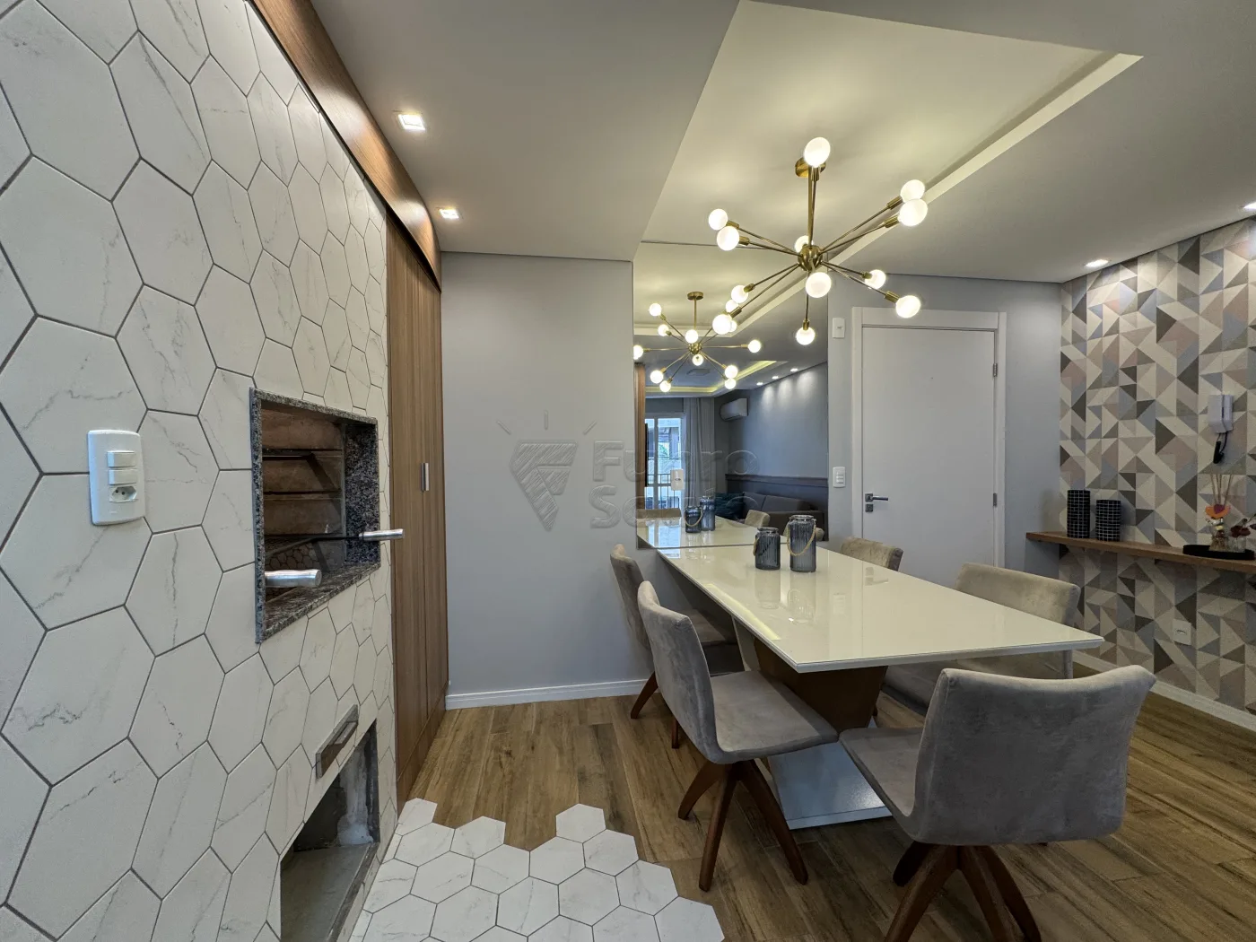 Comprar Apartamento / Padr&atilde;o em Pelotas R$ 450.000,00 - Foto 5