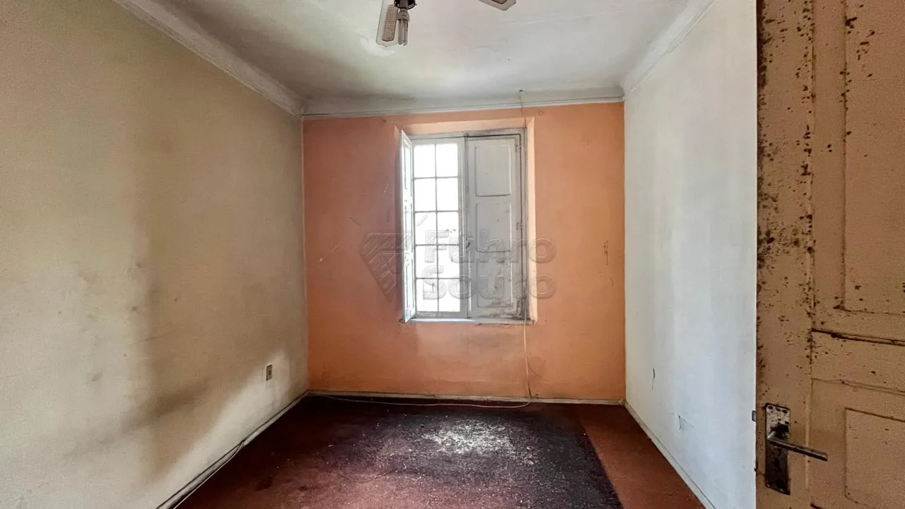 Comprar Casa / Padr&atilde;o em Pelotas R$ 596.000,00 - Foto 1