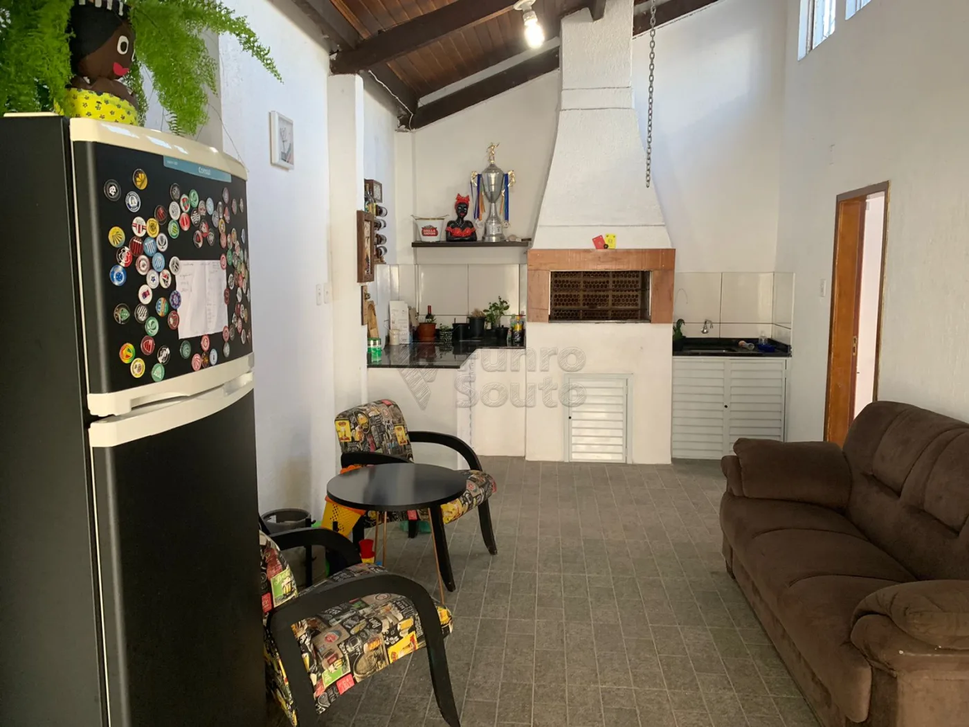 Comprar Casa / Padr&atilde;o em Pelotas R$ 800.000,00 - Foto 12