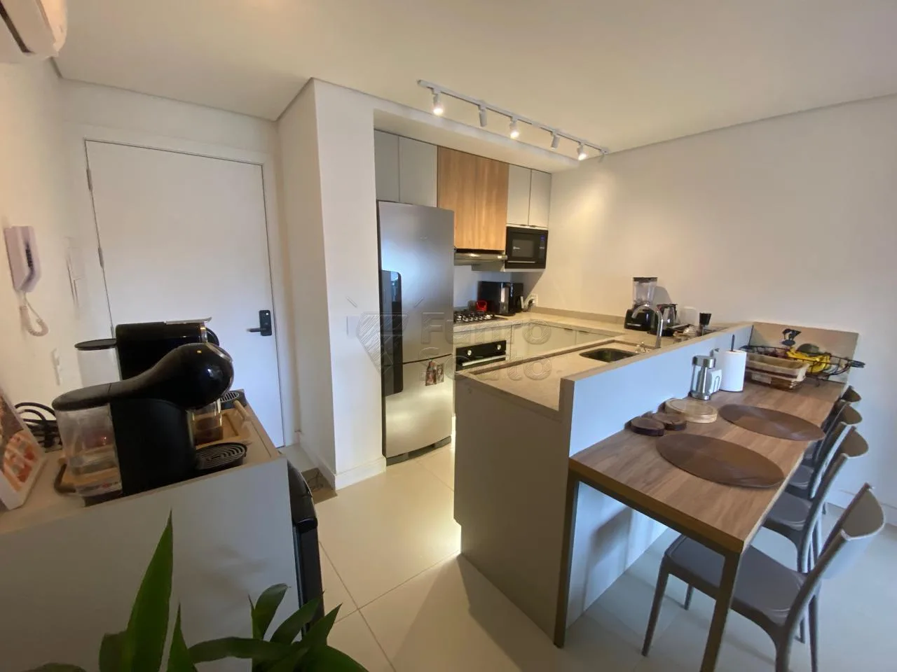 Comprar Apartamento / Padr&atilde;o em Pelotas R$ 890.000,00 - Foto 3