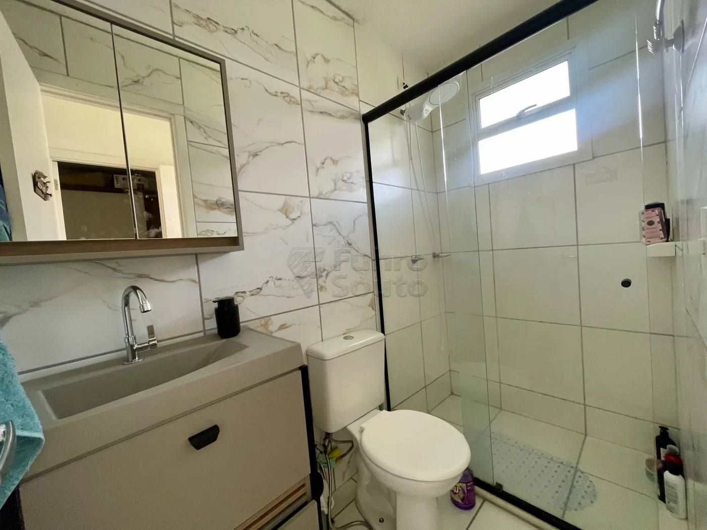 Comprar Casa / Condom&iacute;nio em Pelotas R$ 230.000,00 - Foto 8