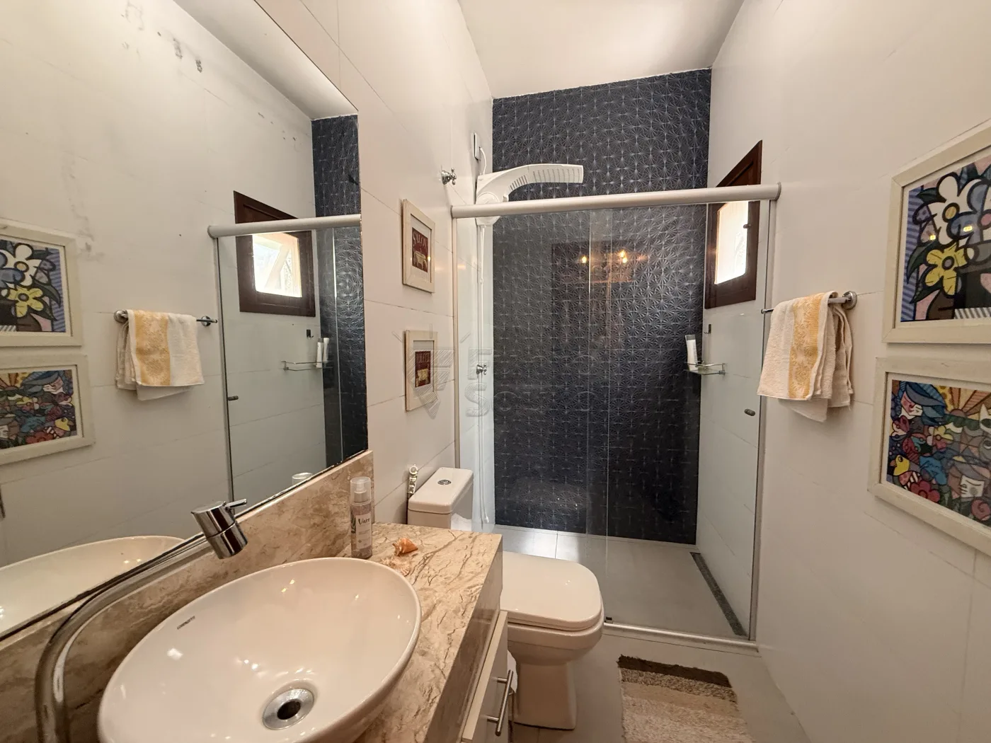 Comprar Casa / Padr&atilde;o em Pelotas R$ 480.000,00 - Foto 8