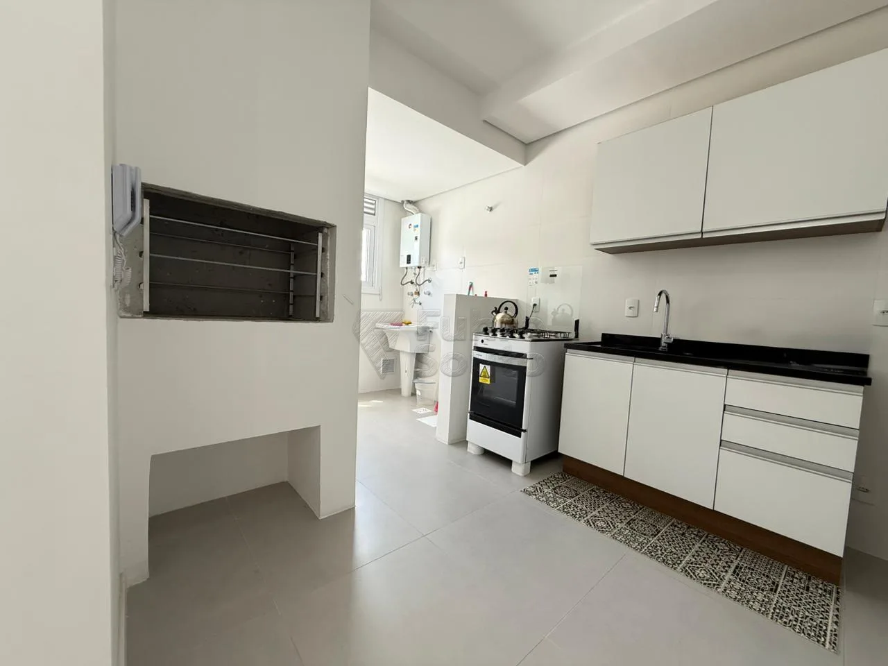 Comprar Apartamento / Padr&atilde;o em Pelotas R$ 485.000,00 - Foto 3