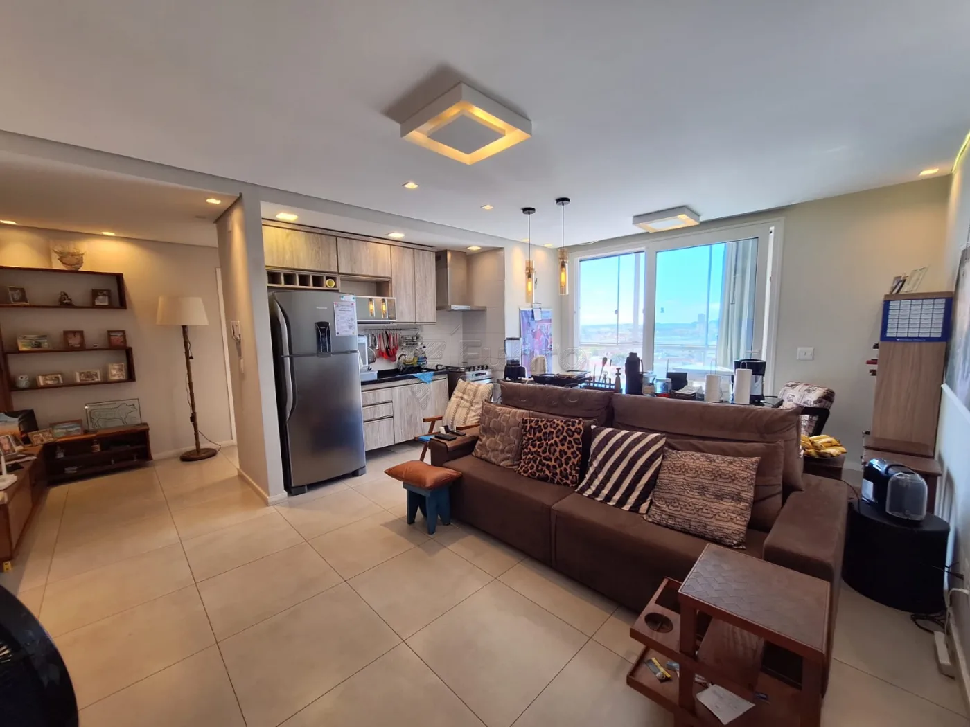 Comprar Apartamento / Padr&atilde;o em Pelotas R$ 380.000,00 - Foto 1