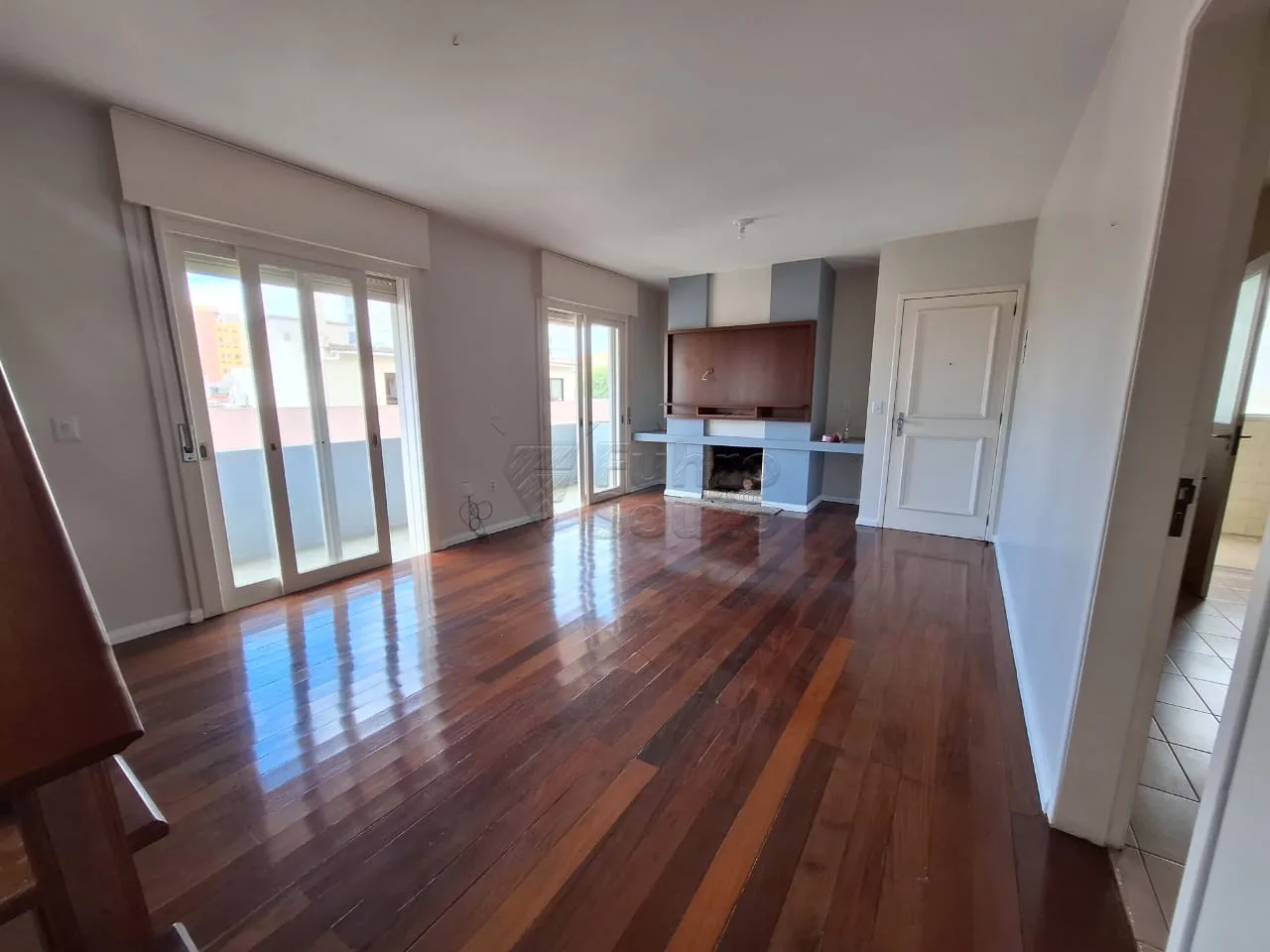 Comprar Apartamento / Cobertura em Pelotas R$ 950.000,00 - Foto 1