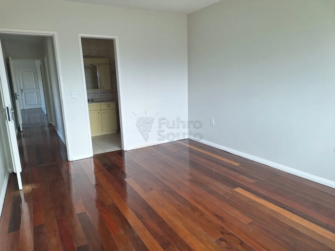 Comprar Apartamento / Cobertura em Pelotas R$ 950.000,00 - Foto 6