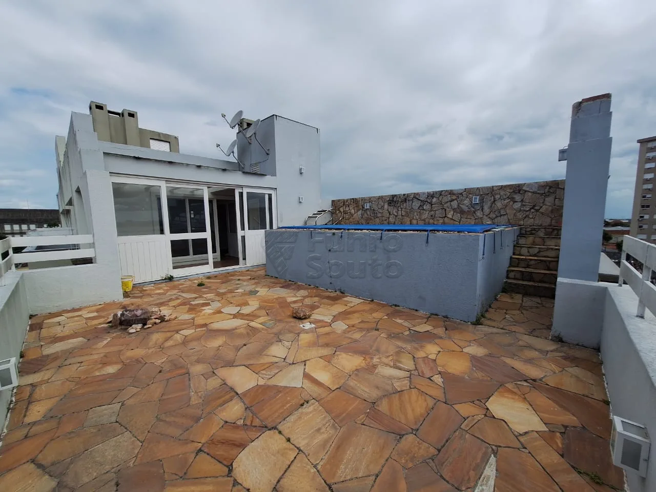 Comprar Apartamento / Cobertura em Pelotas R$ 950.000,00 - Foto 14