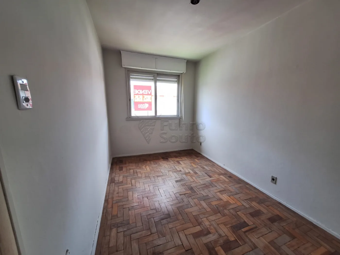 Comprar Apartamento / Padr&atilde;o em Pelotas R$ 170.000,00 - Foto 1