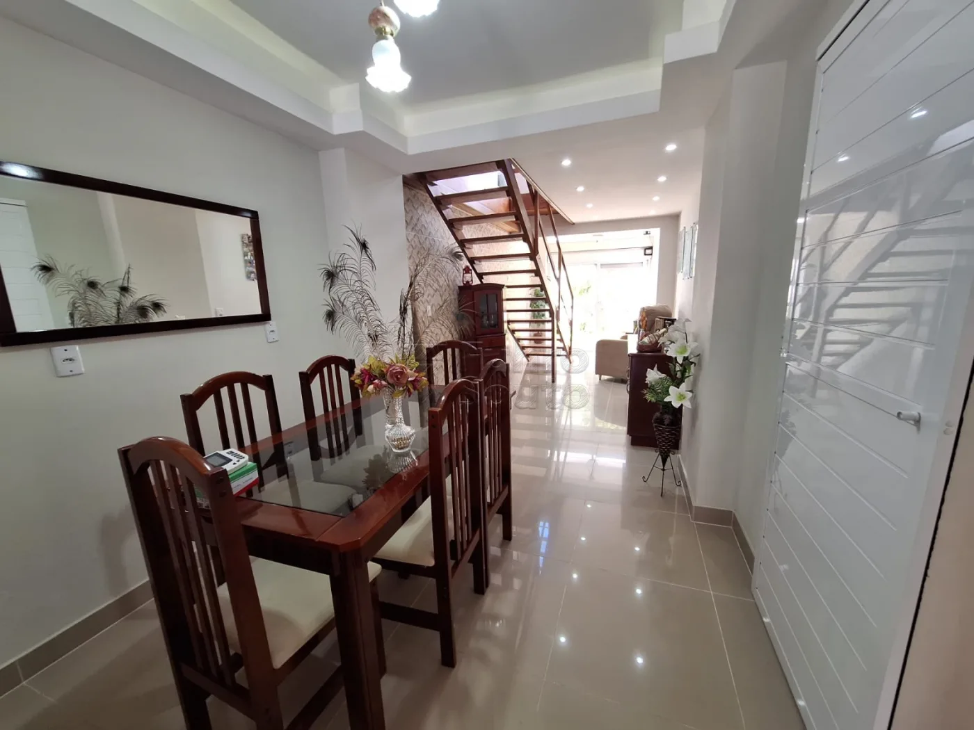Comprar Casa / Padr&atilde;o em Pelotas R$ 540.000,00 - Foto 3