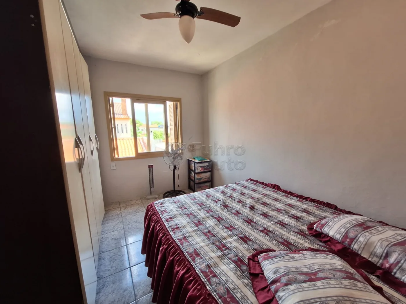 Comprar Casa / Padr&atilde;o em Pelotas R$ 540.000,00 - Foto 9